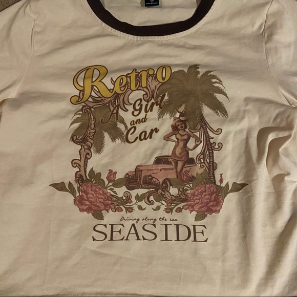 graphic crop top tee! - Picture 2 of 4